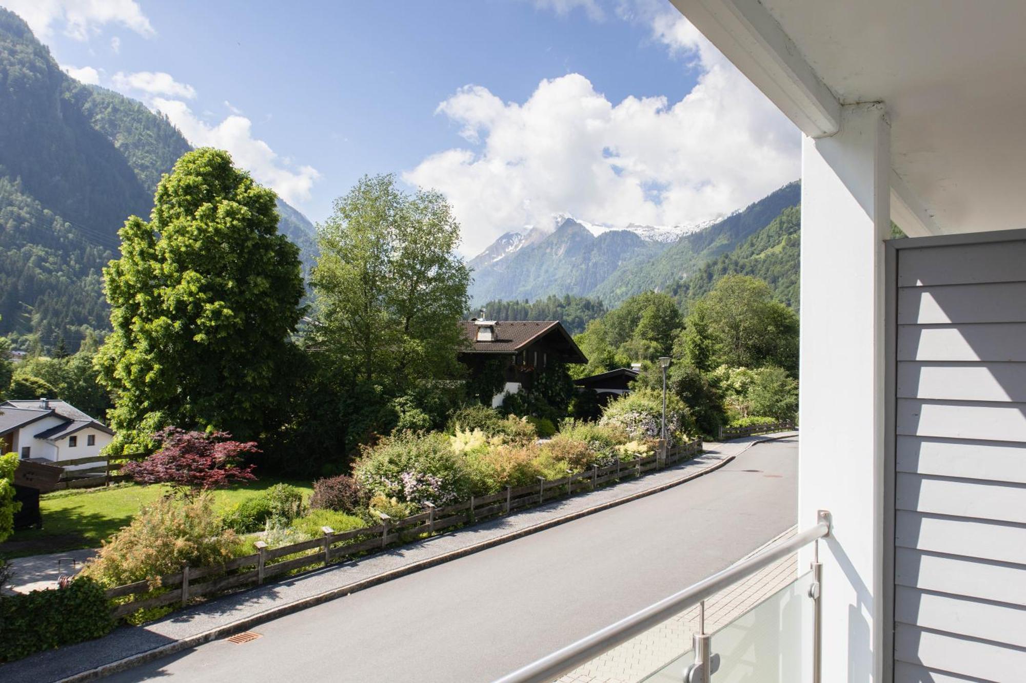 Der Gletscherblick By Alpin Rentals - Incl Summercard Kaprun Eksteriør billede